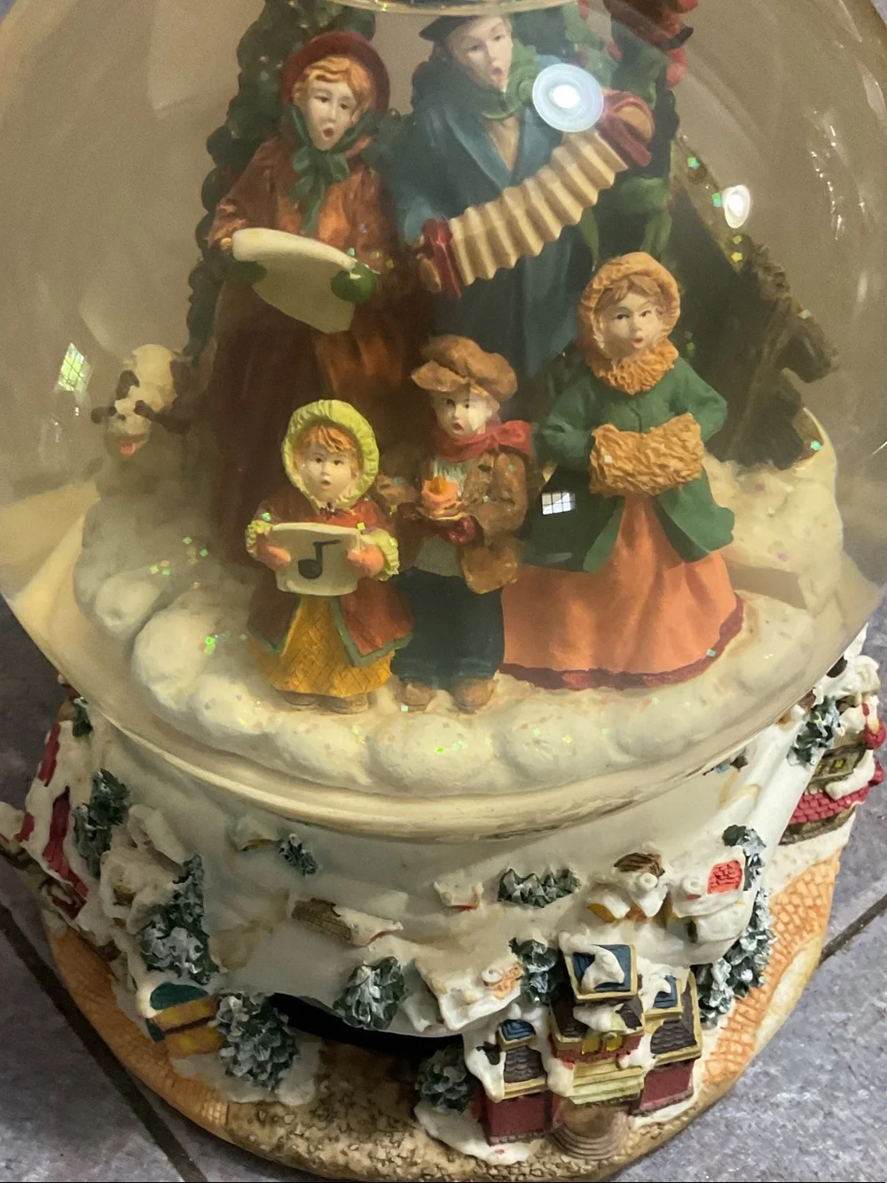 Holiday Carolers Snow Globe - Green and Cream Decorative Accent